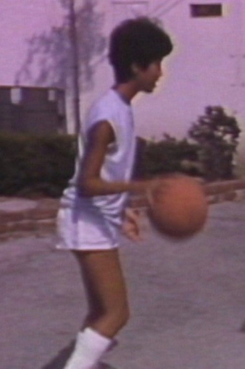 Dribble (1985) poster
